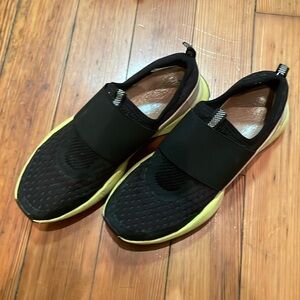 Sorel slip on sneakers
